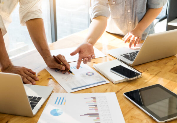 Master SEO for Tech Firms with Ecraftz.co.uk Services